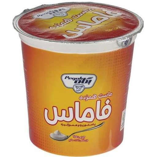 ماست هم زده فاماس 900 گرمی پگاه  